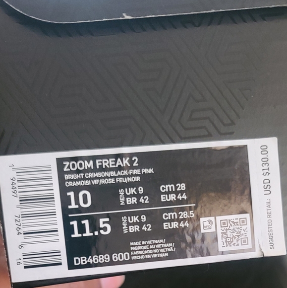 Nike Sneakers - Picture 17 of 17